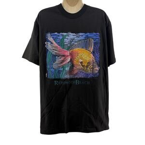 Vintage Rehoboth Beach Puff Paint Gold FishBeefy T Black Crewneck Short Sleeve